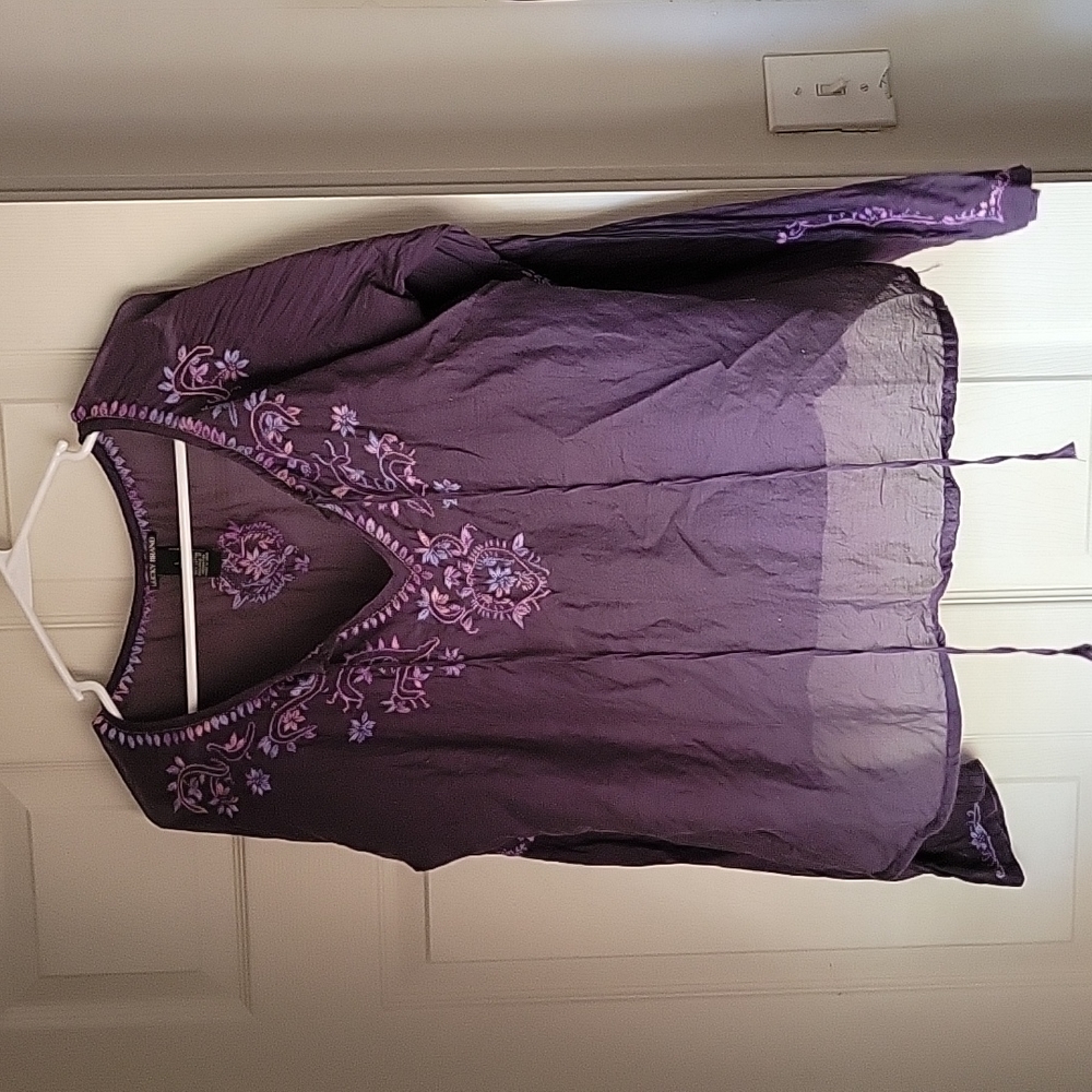 Lucky brand Embroidered Long Sleeve Top